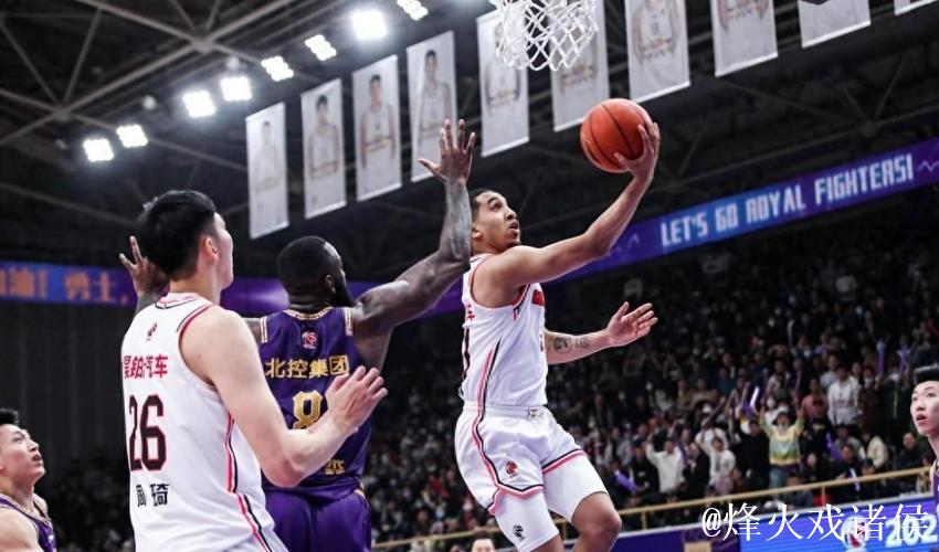 威姆斯32分周琦13+10 广东力克北控斩获8连胜 威姆斯32分周琦13+10 广东力克北控斩获8连胜